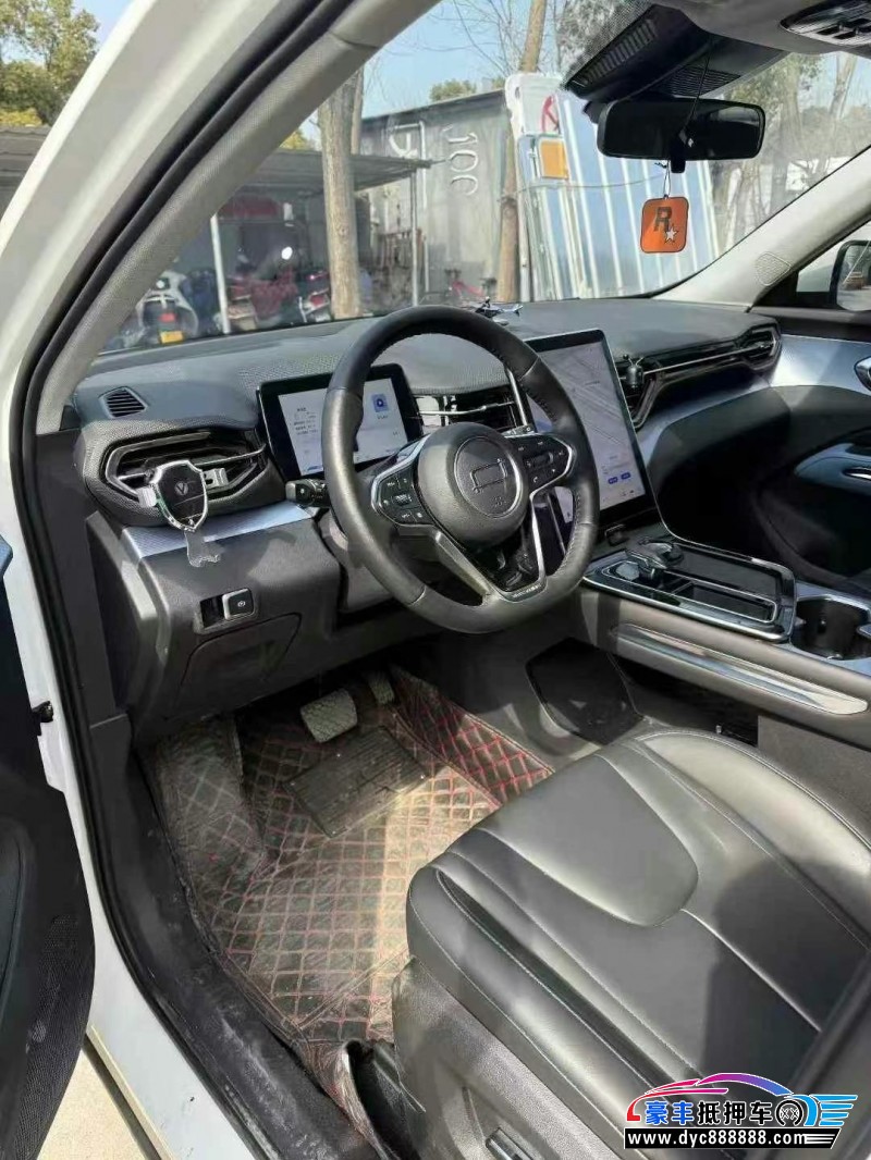 24年奔腾T90轿车抵押车出售