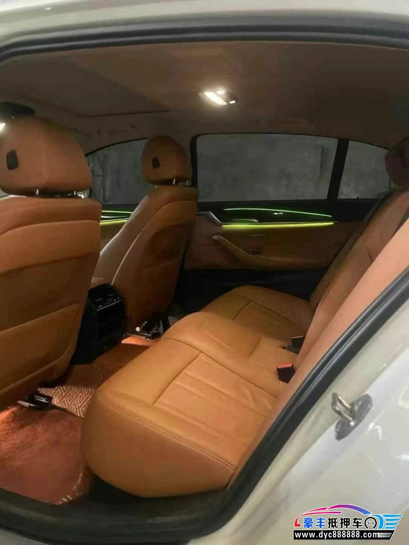 18年宝马5系轿车抵押车出售