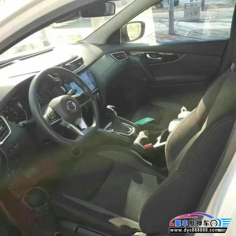 21年日产逍客轿车抵押车出售