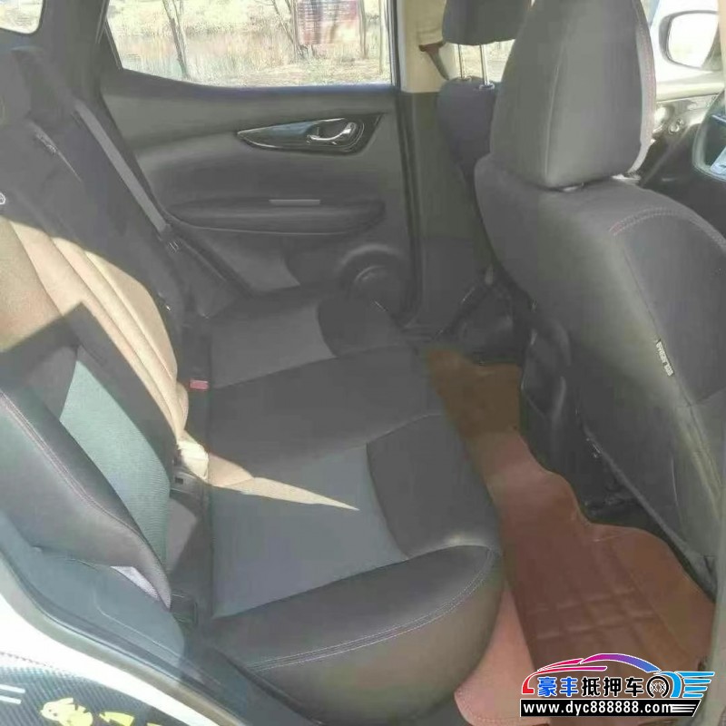 21年日产逍客轿车抵押车出售