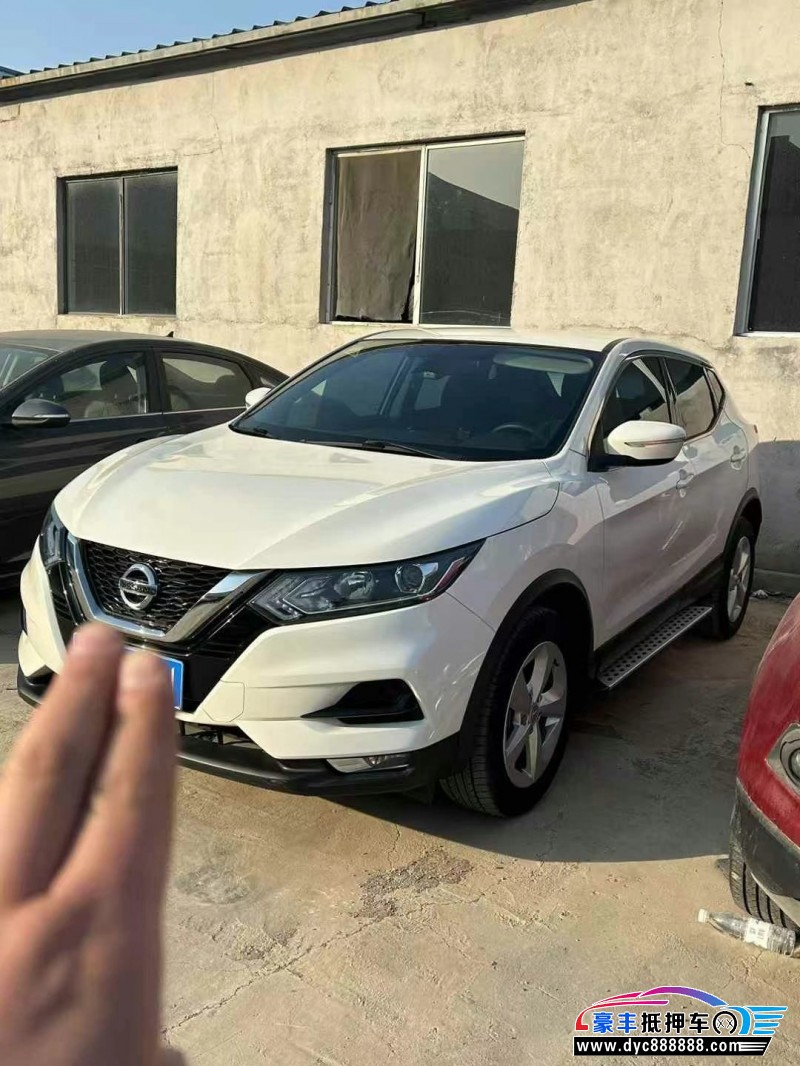 21年日产逍客轿车抵押车出售