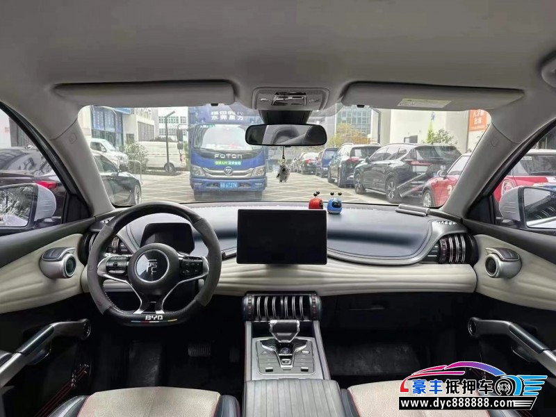 22年比亚迪元轿车抵押车出售