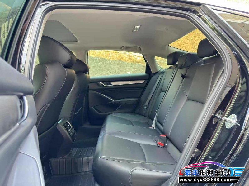 23年本田雅阁轿车抵押车出售