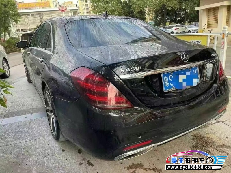 18年奔驰S轿车抵押车出售