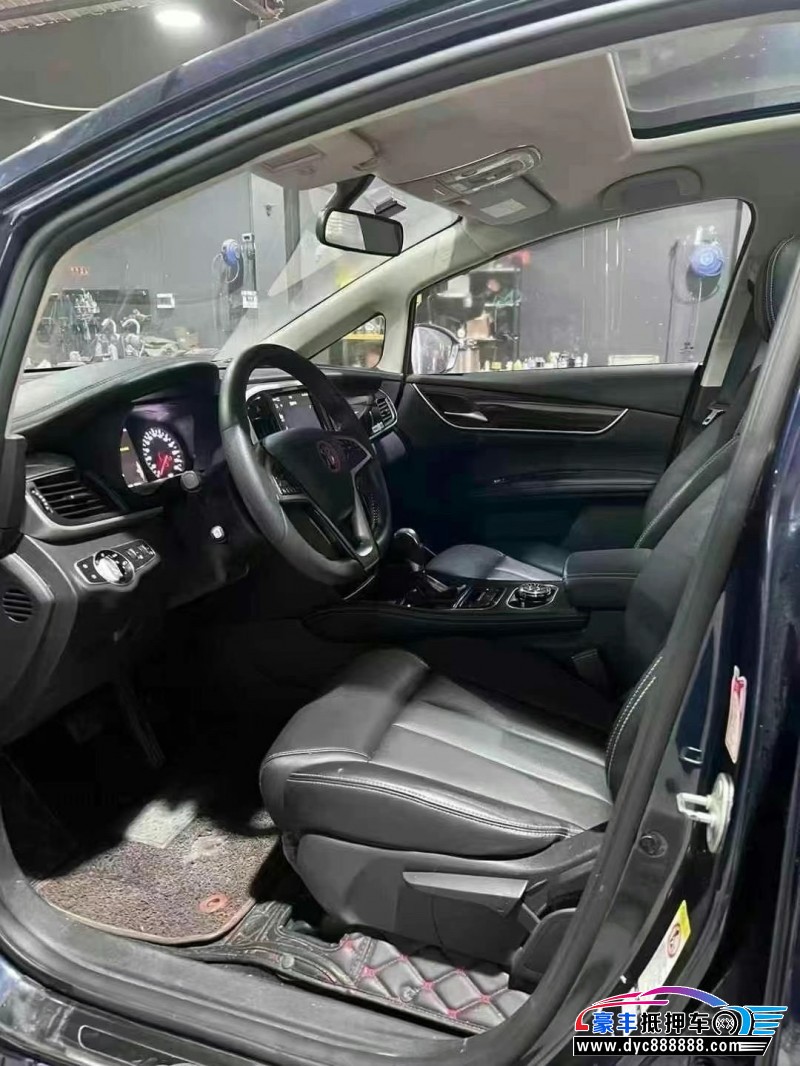 18年比亚迪宋轿车抵押车出售