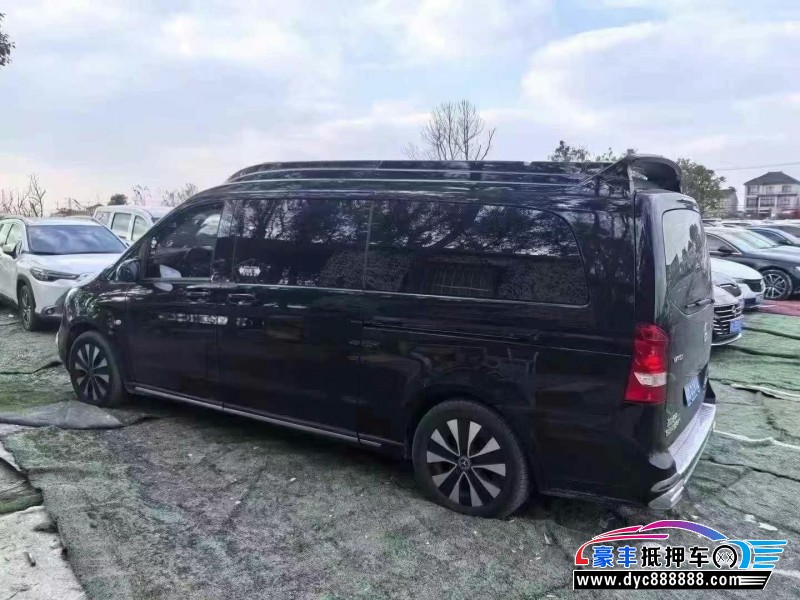 24年奔驰威霆轿车抵押车出售