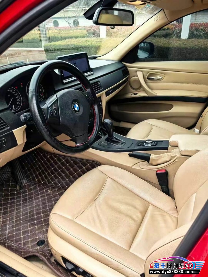 11年宝马3系轿车抵押车出售