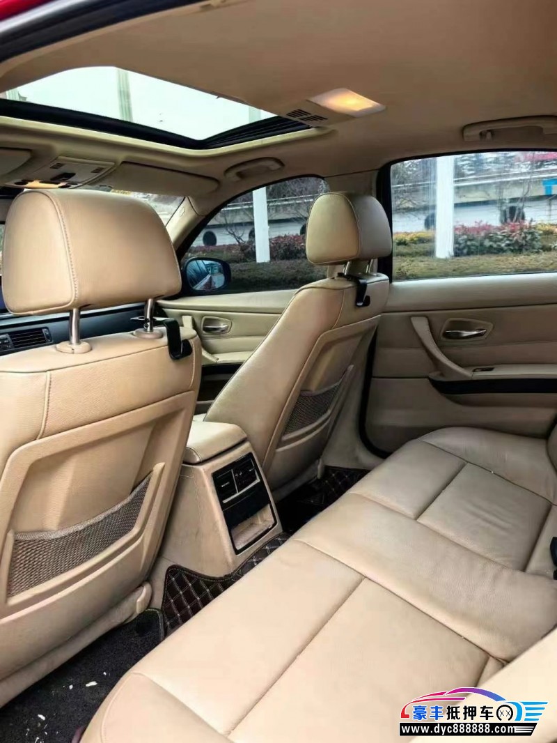 11年宝马3系轿车抵押车出售