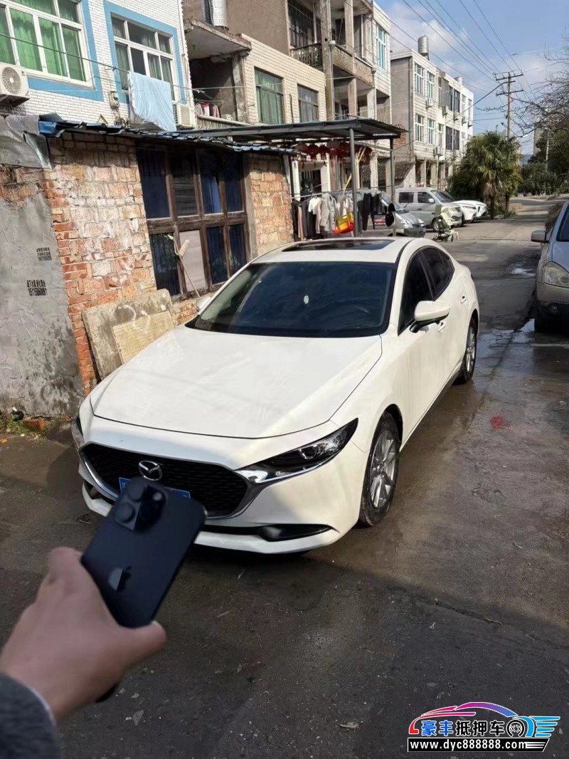 21年马自达昂克赛拉轿车抵押车出售