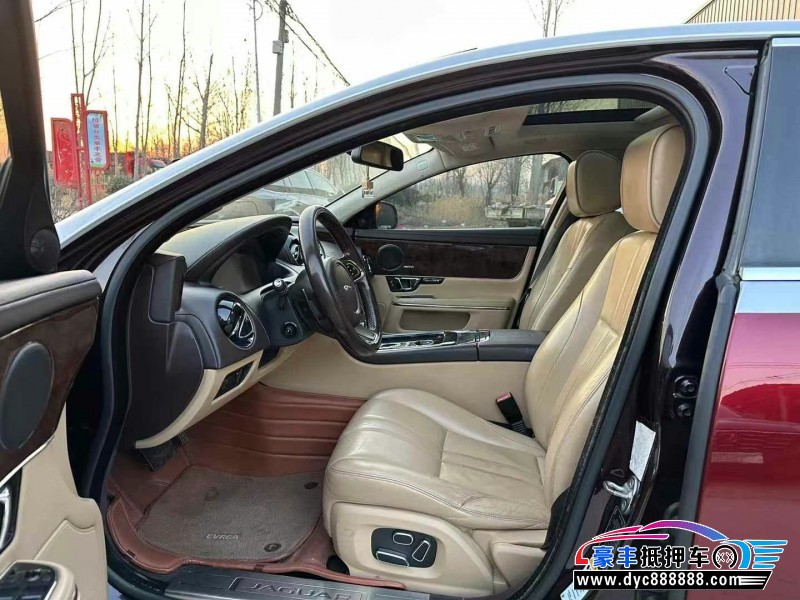 15年捷豹XJ轿车抵押车出售