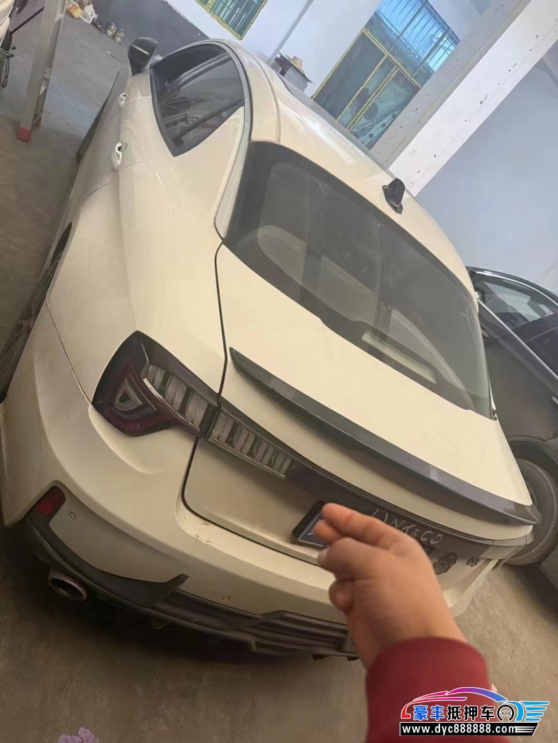 20年领克03轿车抵押车出售