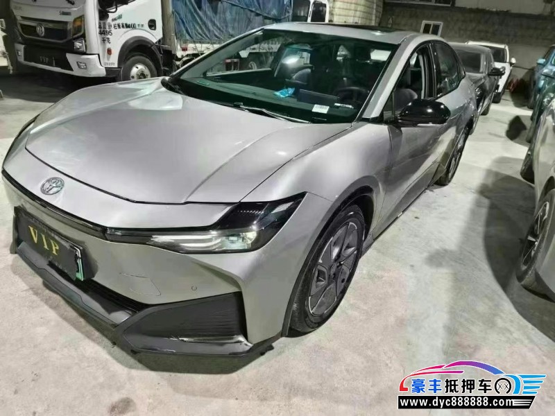 23年丰田BZ3轿车抵押车出售