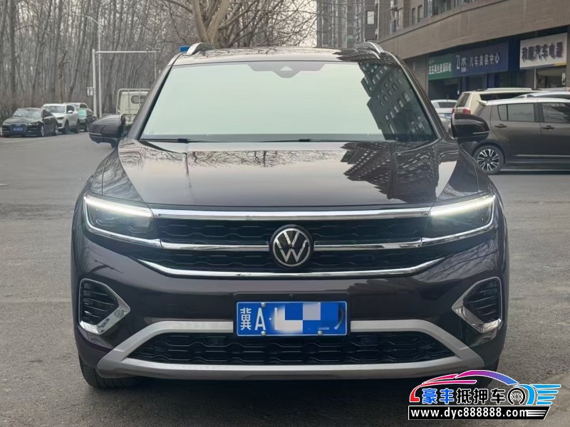 22年大众揽镜轿车抵押车出售