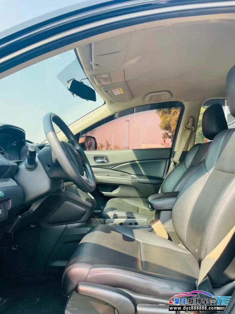 17年本田CR-V轿车抵押车出售