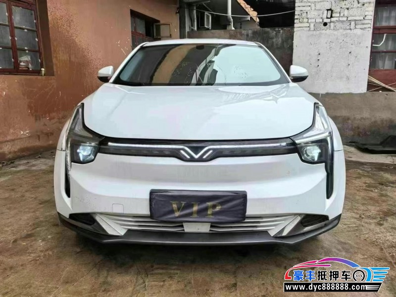 23年哪吒U轿车抵押车出售