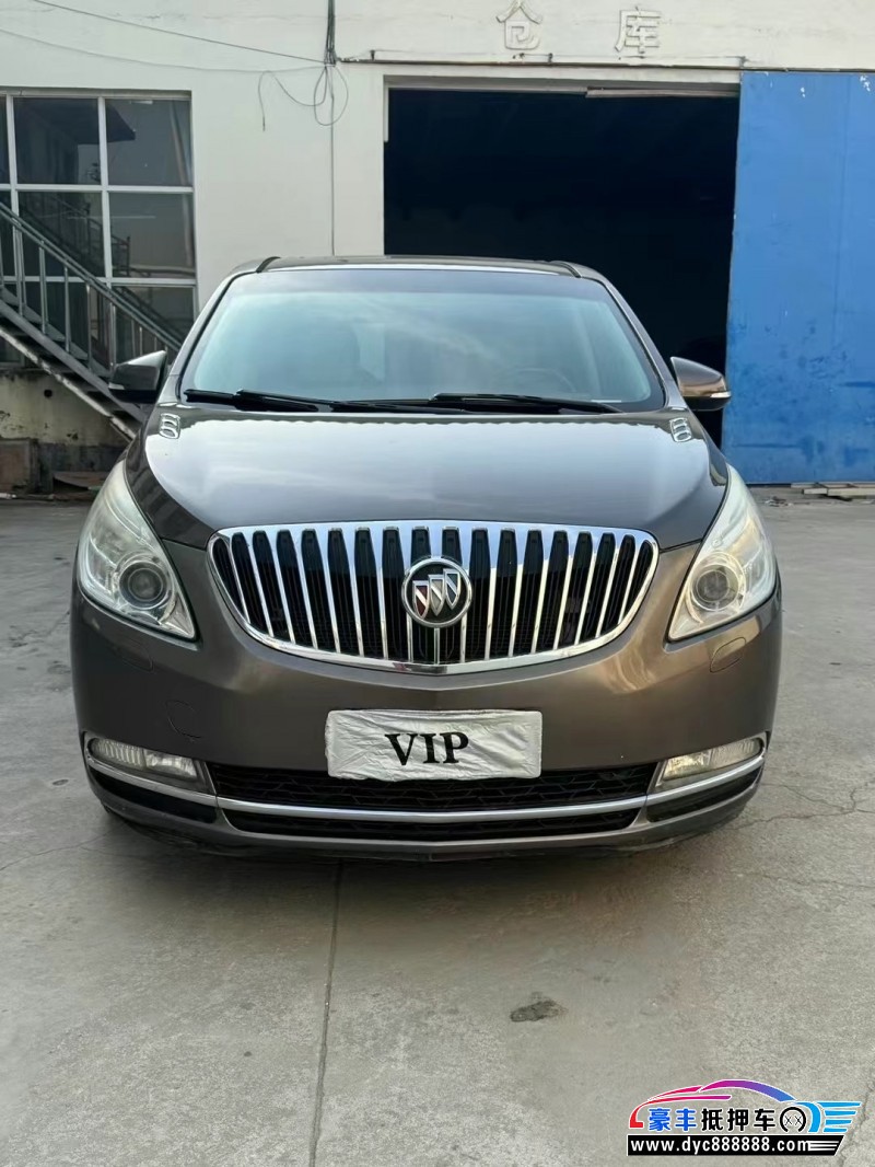 12年别克GL8轿车抵押车出售