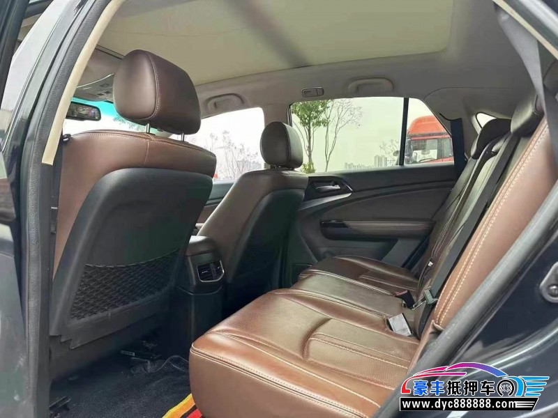 16年比亚迪唐轿车抵押车出售