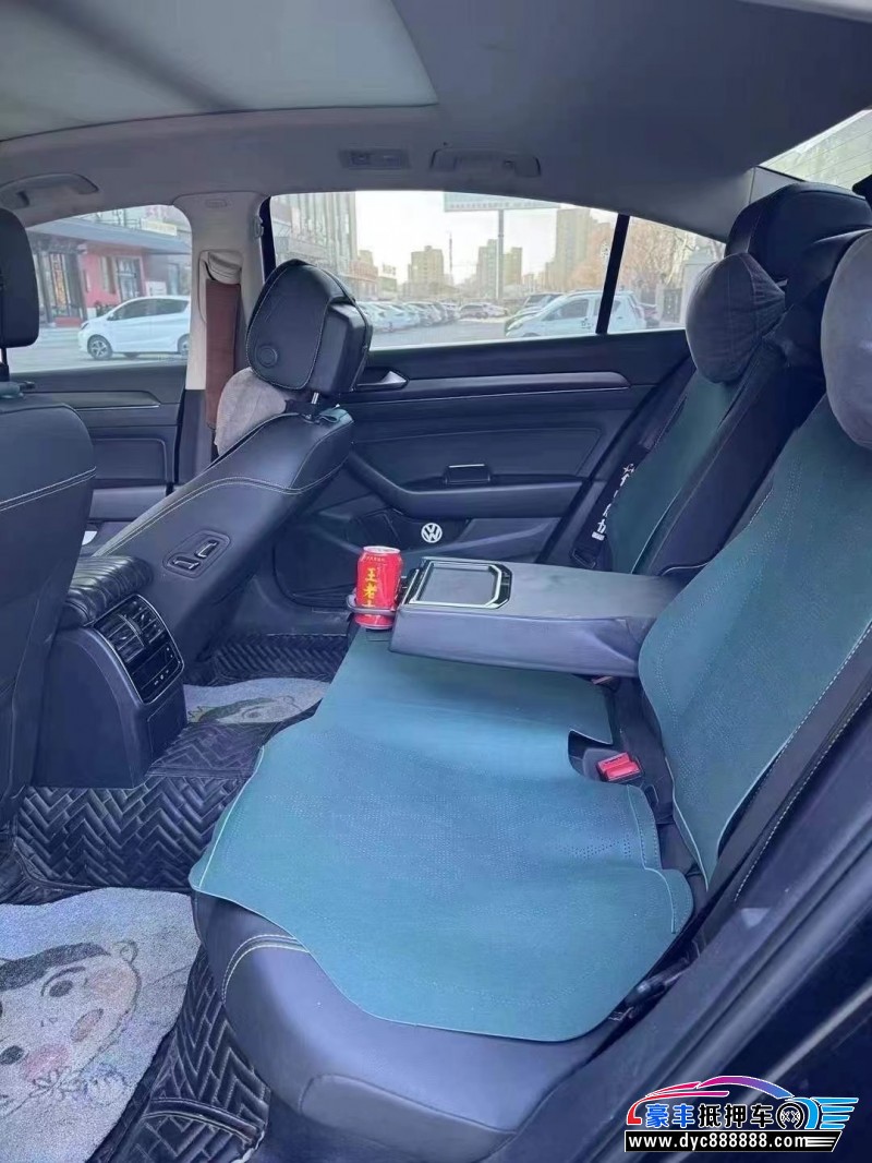 21年大众迈腾轿车抵押车出售