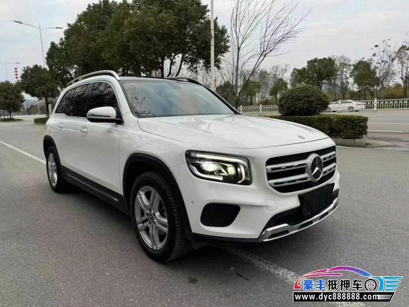 21年奔驰GLB轿车抵押车出售