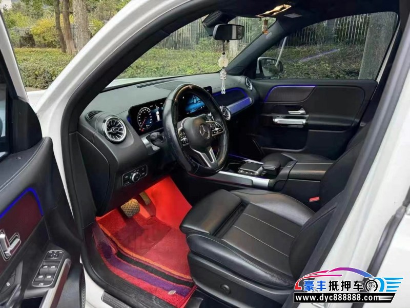 21年奔驰GLB轿车抵押车出售