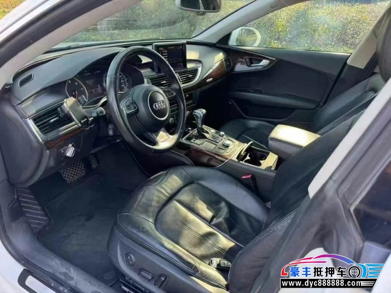 14年奥迪A7轿车抵押车出售