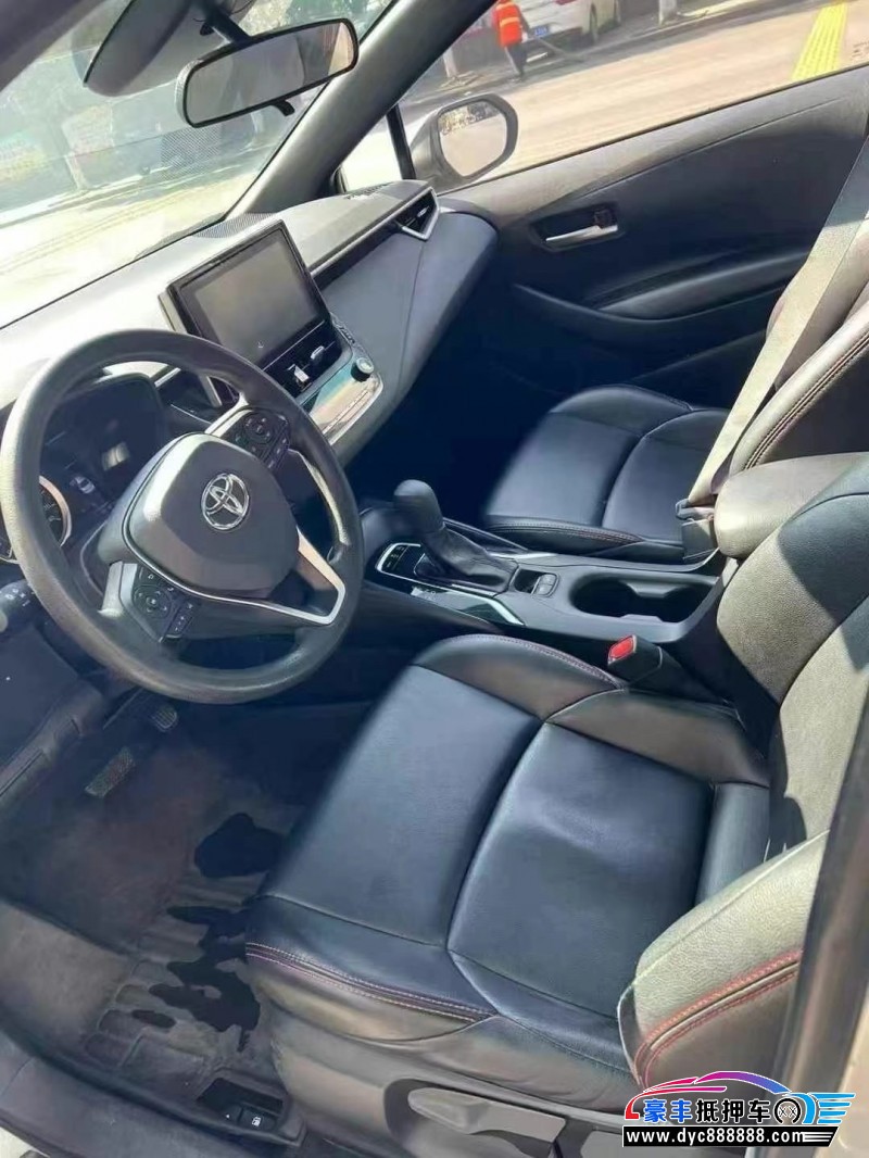 20年丰田雷凌轿车抵押车出售