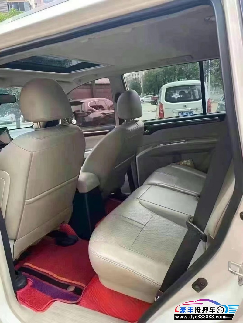 14年三菱帕杰罗轿车抵押车出售