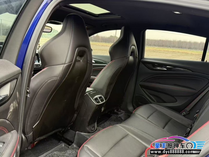 17年别克君威轿车抵押车出售