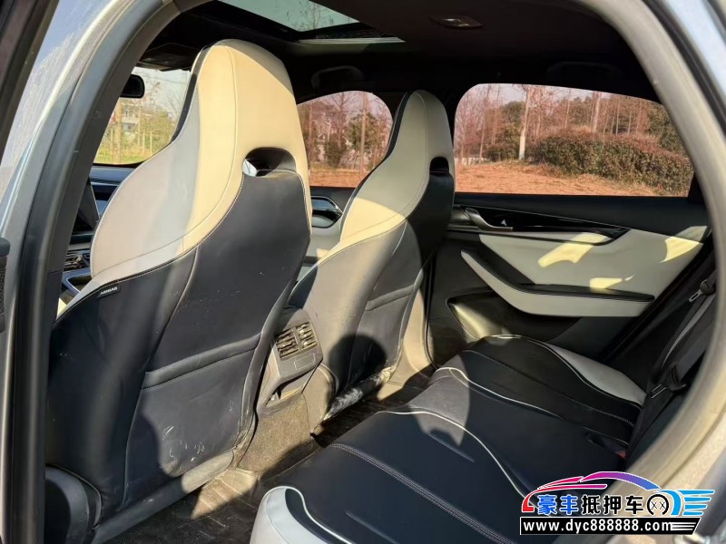 22年比亚迪秦轿车抵押车出售