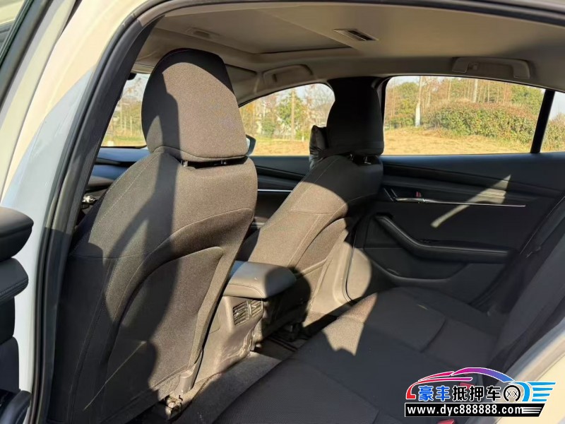 22年马自达昂克赛拉轿车抵押车出售