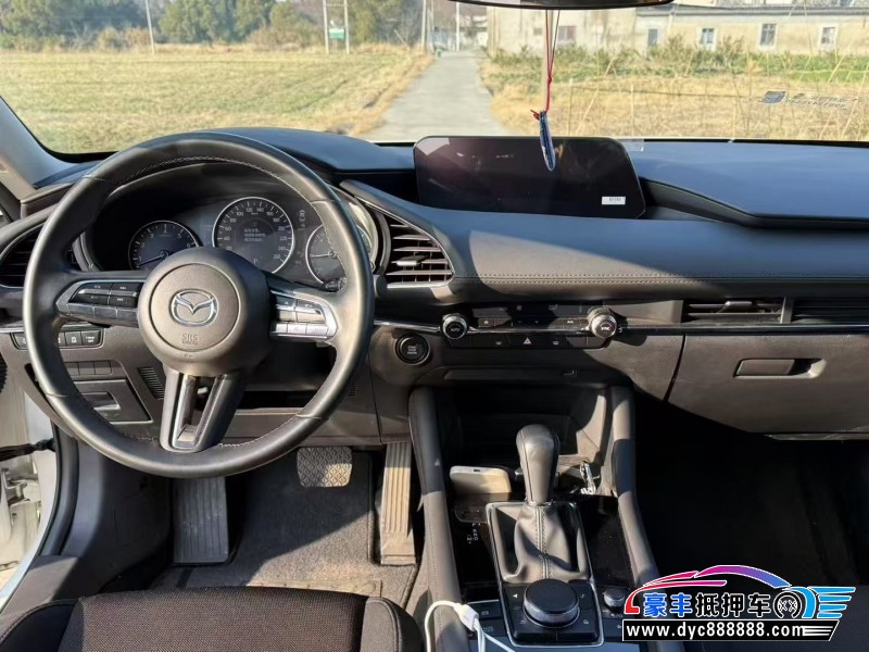 22年马自达昂克赛拉轿车抵押车出售