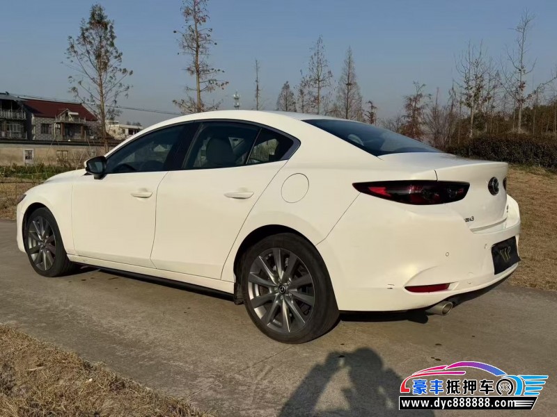 22年马自达昂克赛拉轿车抵押车出售