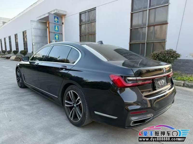 22年宝马7系轿车抵押车出售