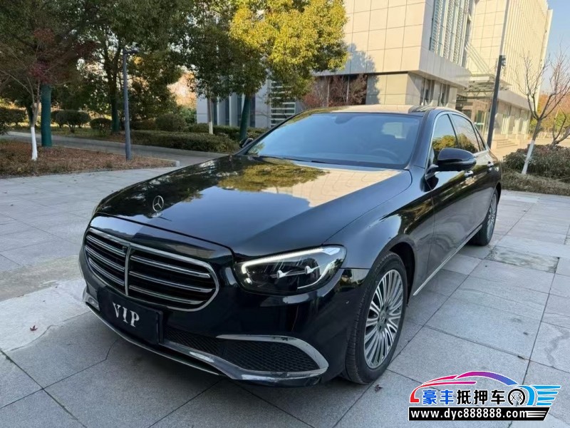 22年奔驰E轿车抵押车出售