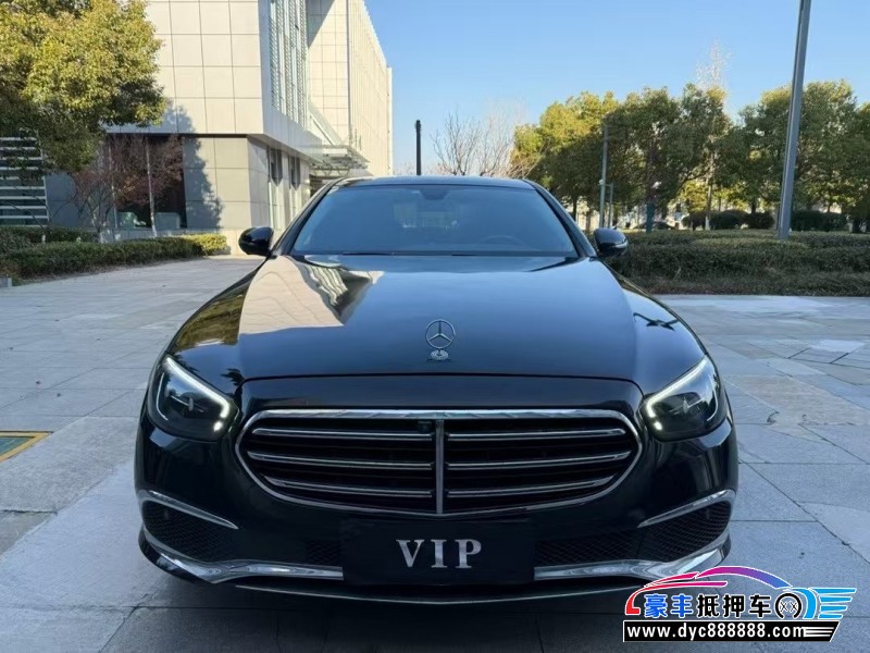 22年奔驰E轿车抵押车出售