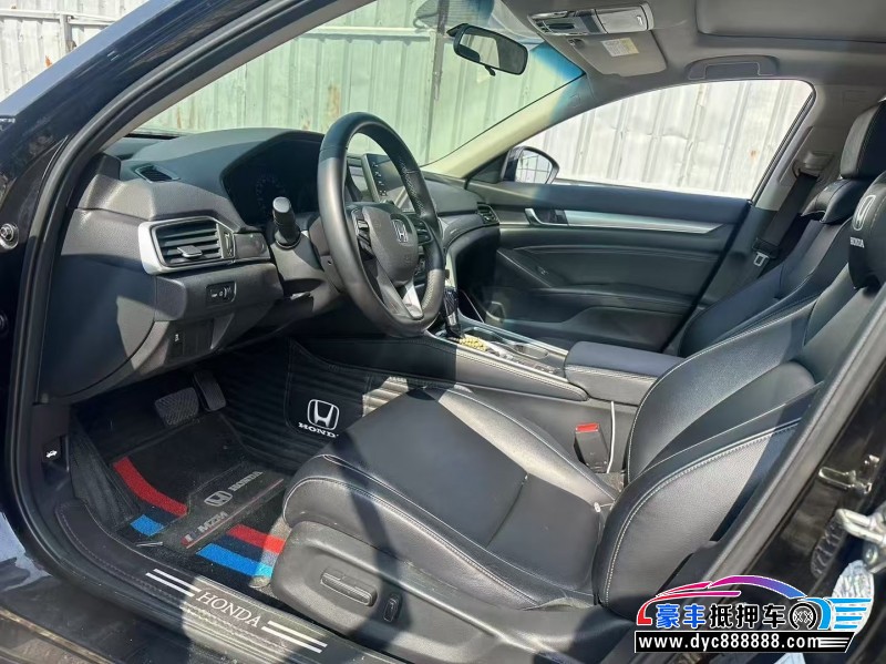 18年本田雅阁轿车抵押车出售