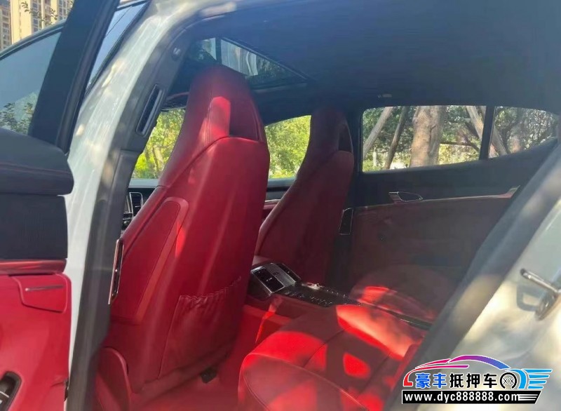 15年保时捷帕纳梅拉跑车抵押车出售