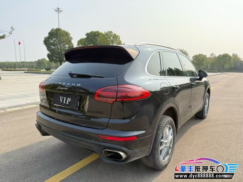 17年保时捷卡宴轿车抵押车出售