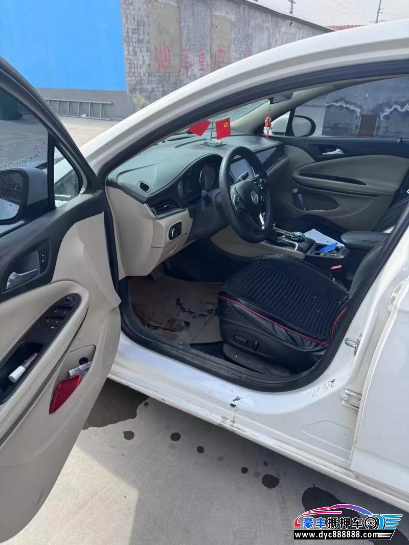 19年别克威朗轿车抵押车出售