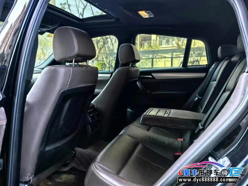 17年宝马X4轿车抵押车出售