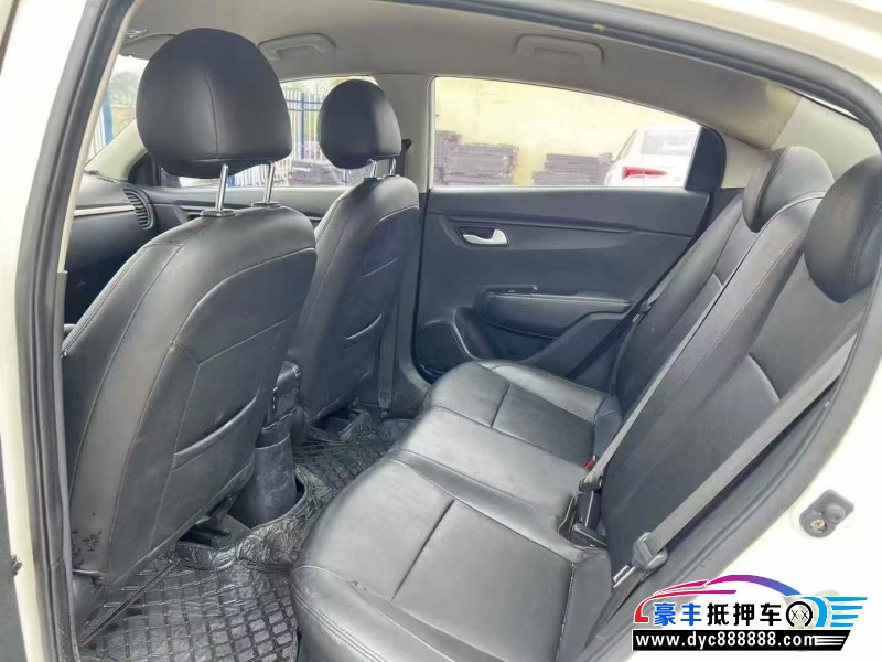 18年起亚K2轿车抵押车出售