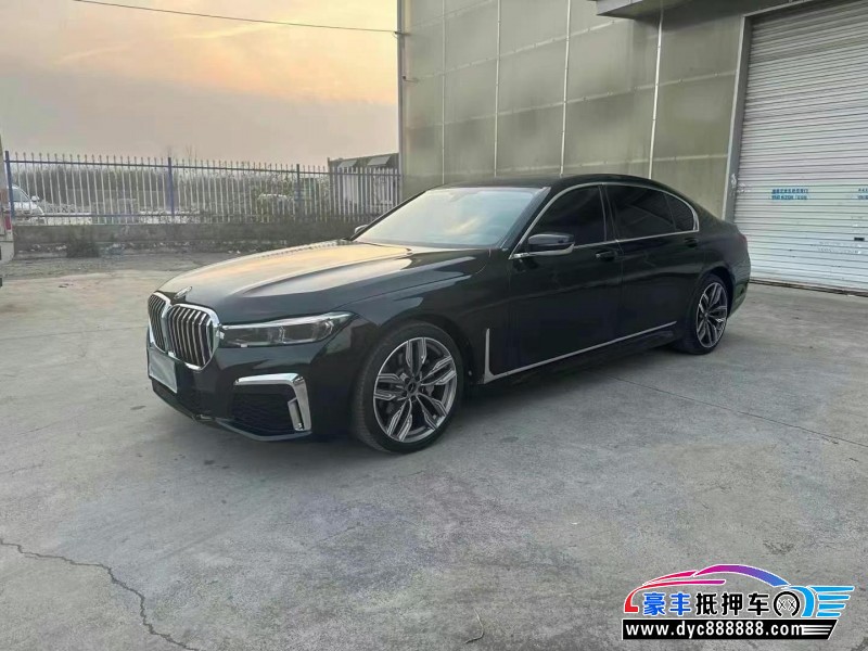 17年宝马7系轿车抵押车出售
