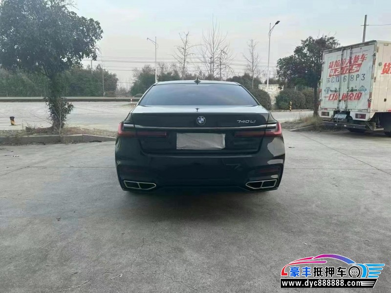 17年宝马7系轿车抵押车出售