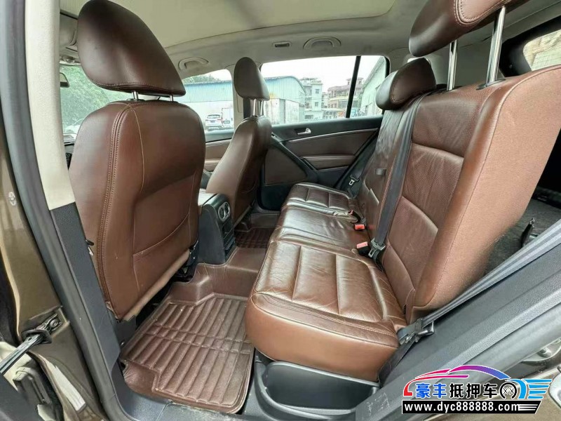 14年大众途观轿车抵押车出售