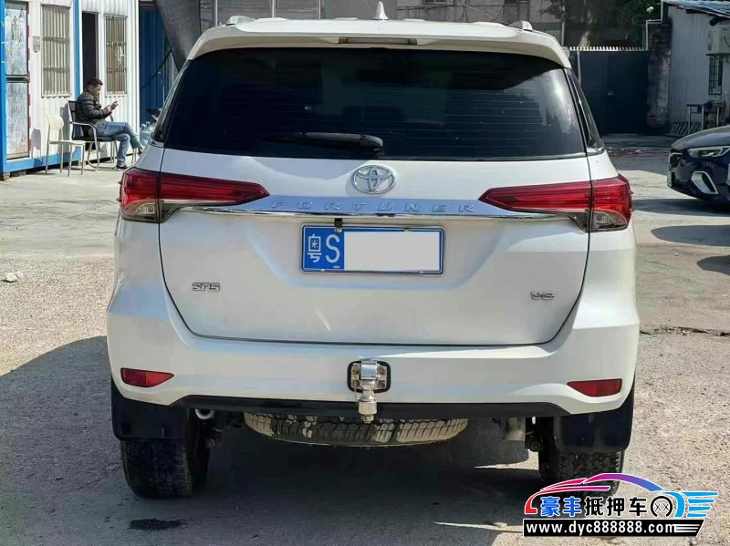 20年丰田穿越者轿车抵押车出售