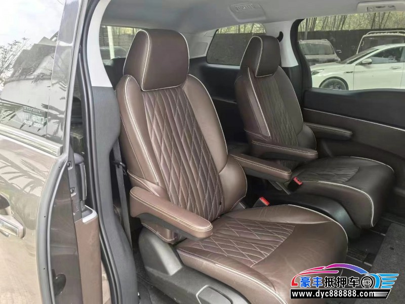 22年别克GL8轿车抵押车出售