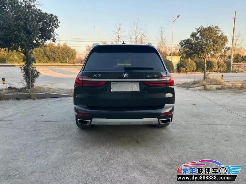 21年宝马X7轿车抵押车出售