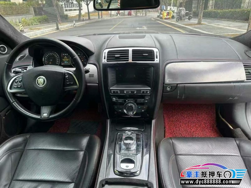 14年捷豹XK轿车抵押车出售