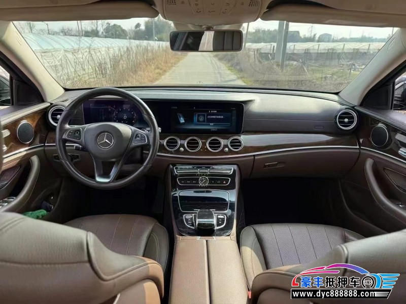 18年奔驰E轿车抵押车出售