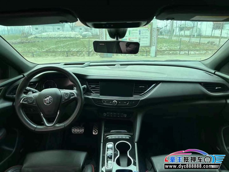 21年别克君威轿车抵押车出售